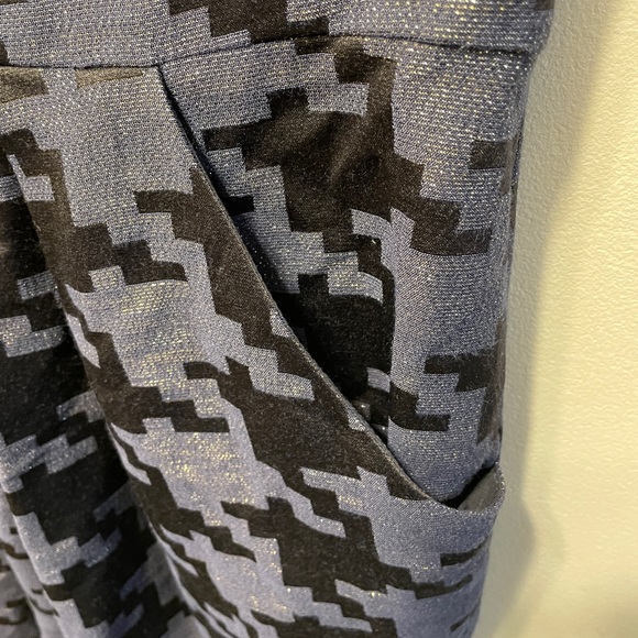 Nine West metallic houndstooth jacquard sheath dress with front pockets - Picture 7 of 8